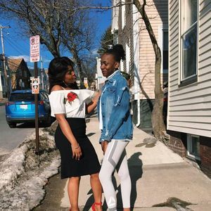 Meet your Posher, Gloria